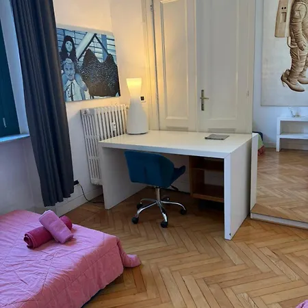 Centro - Doppia In Casa D'artista 民宿 都灵